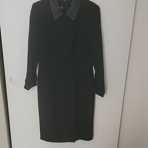 Black Sheath Dress Knee-Length Long Sleeve